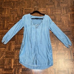 Relaxed jean dress with pockets